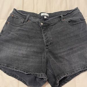Black denim Abercrombie curve love shorts